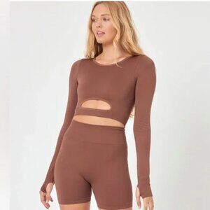 NWT$163 L*SPACE In The Zone 2-PIECE SET Bike Shorts & Cutout Crop Top Brown M/L
